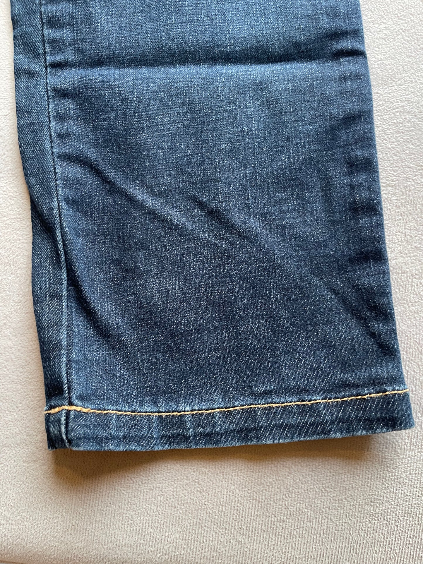 Flattering Vassalli Dark Denim Jeans - Slim/Straight Leg - Size 10