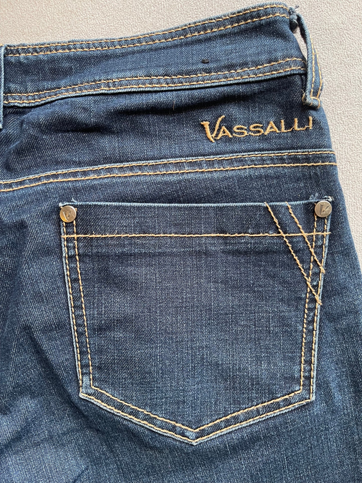 Flattering Vassalli Dark Denim Jeans - Slim/Straight Leg - Size 10