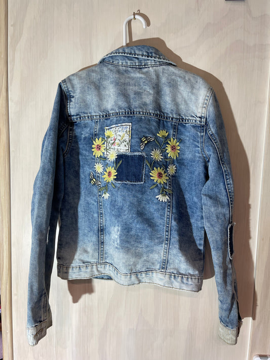 Boho Chic Embroidered Denim Jacket - Mantaray