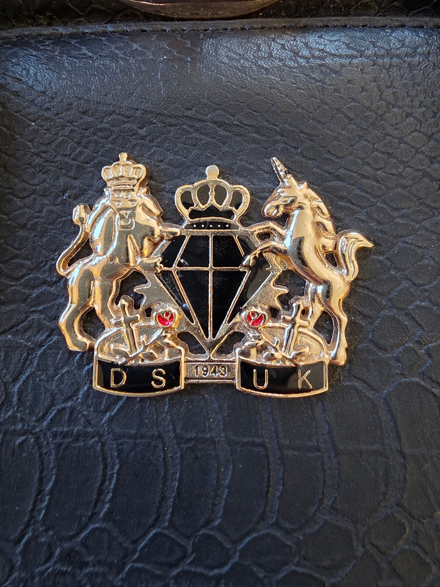 DS UK 1948 Elegant Black Handbag